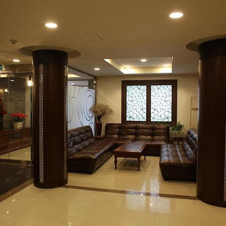 Hill House Seoul Myeongdong Hotel Exterior photo
