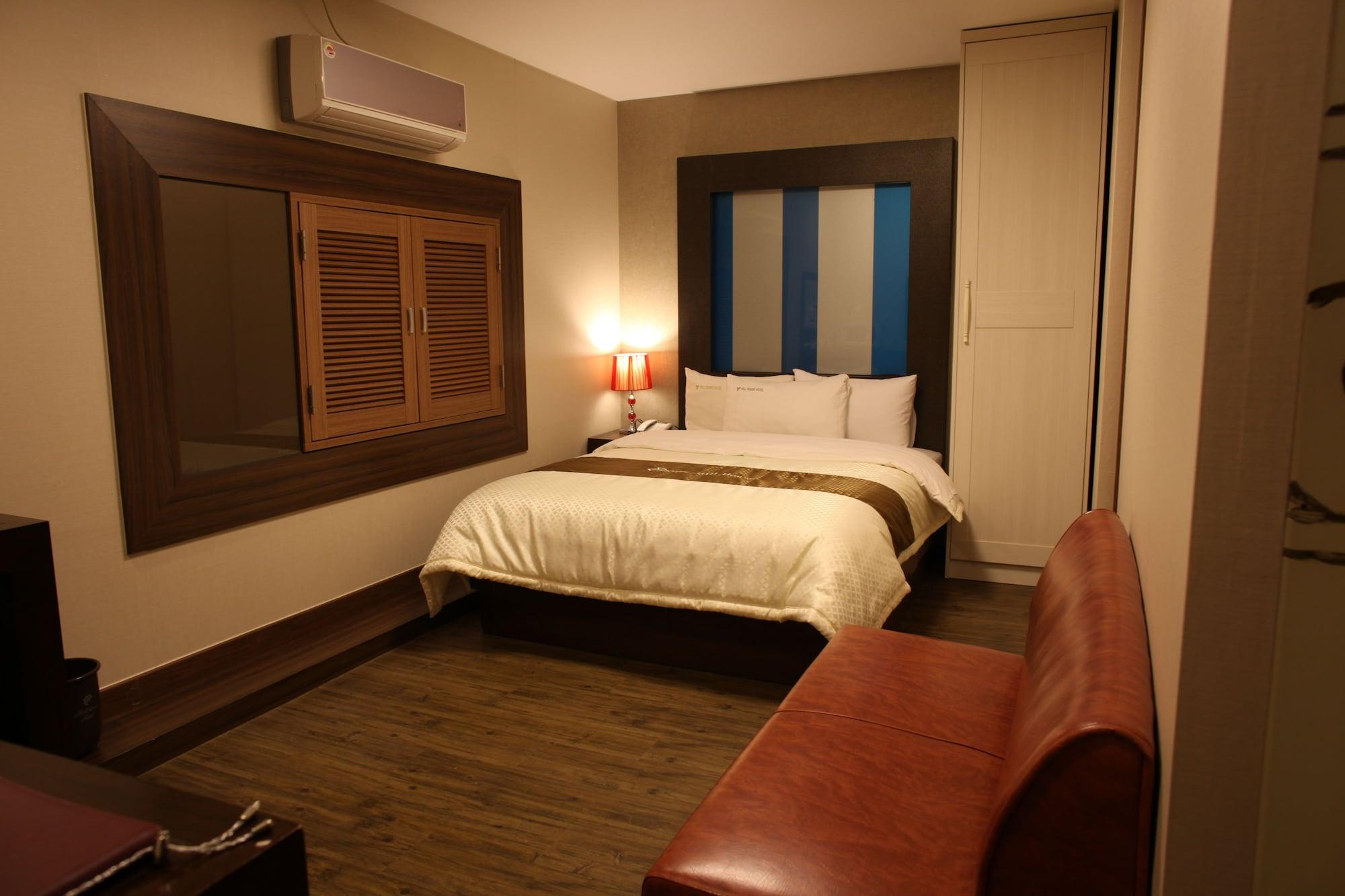 Hill House Seoul Myeongdong Hotel Exterior photo