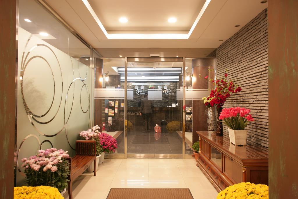 Hill House Seoul Myeongdong Hotel Exterior photo